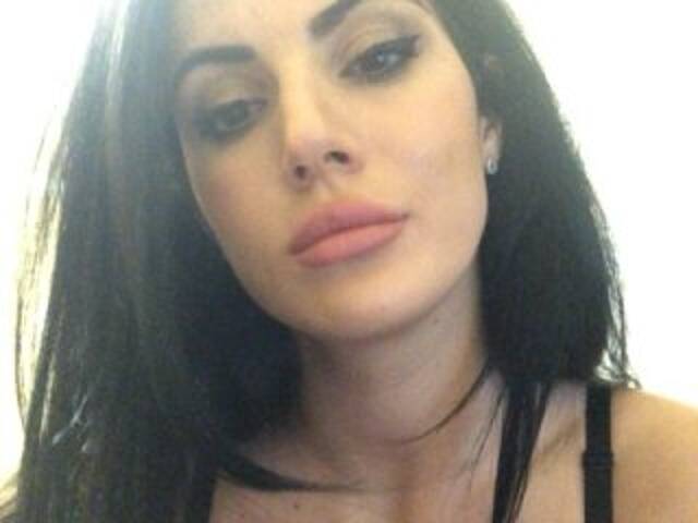 Lähettää kuvakaappauksia _SWEEETY_