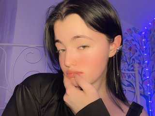 Eroottinen videokeskustelu MoiraSesay