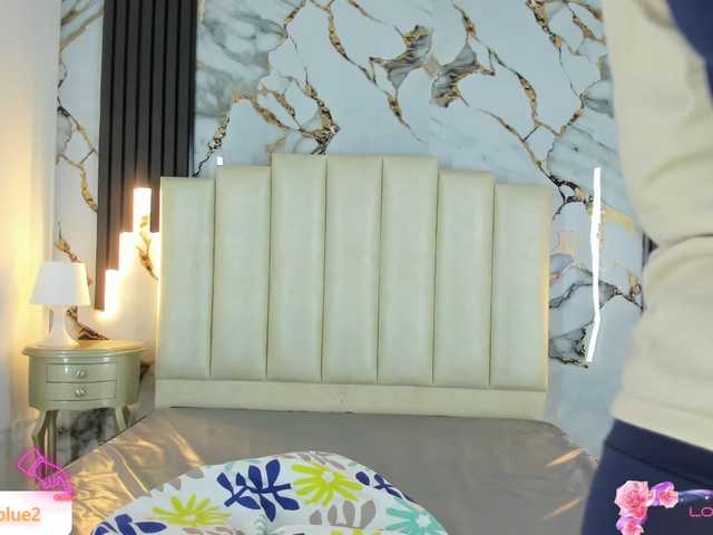 Lähettää kuvakaappauksia mollieblue69