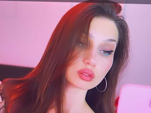 Kuva profiilista CarolineM