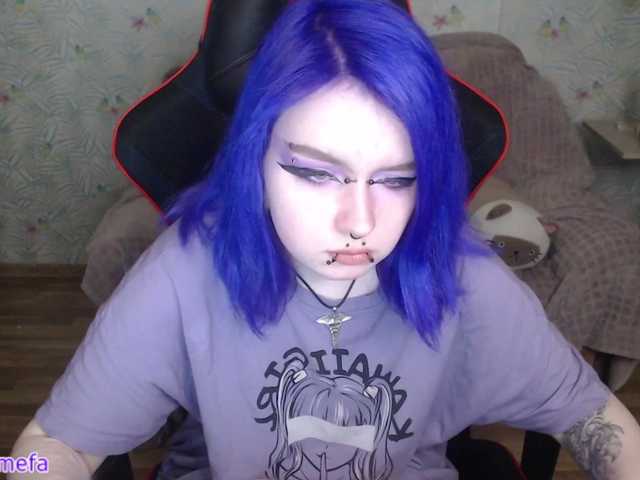 Lähettää kuvakaappauksia MollyViolet