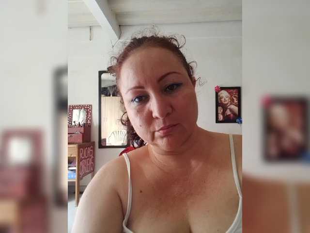 Kuvat MommyQueen Hello muy guys mommy queen play pussy ....