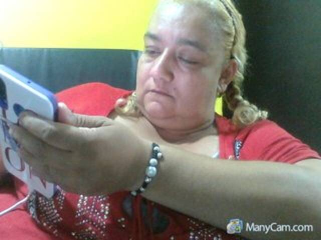 Lähettää kuvakaappauksia monalindagold