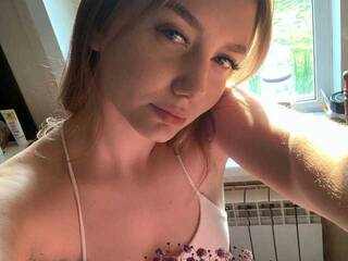 Eroottinen videokeskustelu moni-cartier