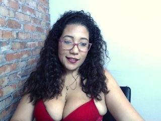 Kuvat Monica-Ortiz I'm in my office bored let's have fun!! #ASS #LATINA #NEW #BIGTITS #SEXY #PVT #SEX #LUSH #PUSSY #FUCK