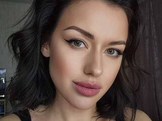 Eroottinen videokeskustelu MonicaGaztambide