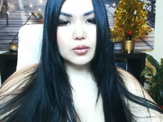 Lähettää kuvakaappauksia Monicasilly