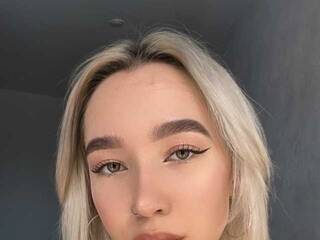 Eroottinen videokeskustelu monicaspace