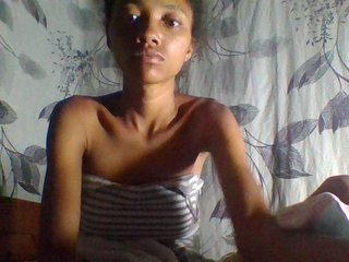 Eroottinen videokeskustelu Monicaxa