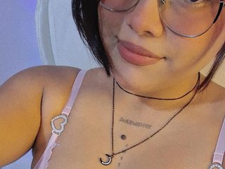 Eroottinen videokeskustelu MonieLodge