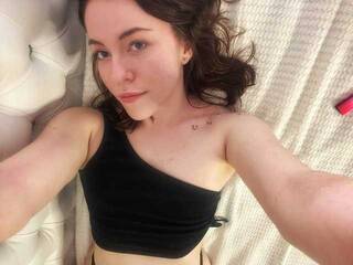 Eroottinen videokeskustelu morethanloves