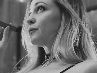 Eroottinen videokeskustelu MurphysLaw