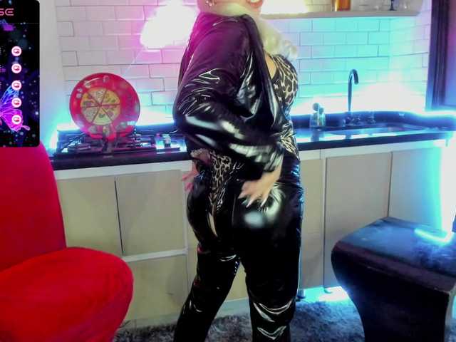 Kuvat Myrnasexxx Lets fun together #milf #mature #lushcontrol #leather #mistress #sph #leather #mommy #humiliation #joi #findom