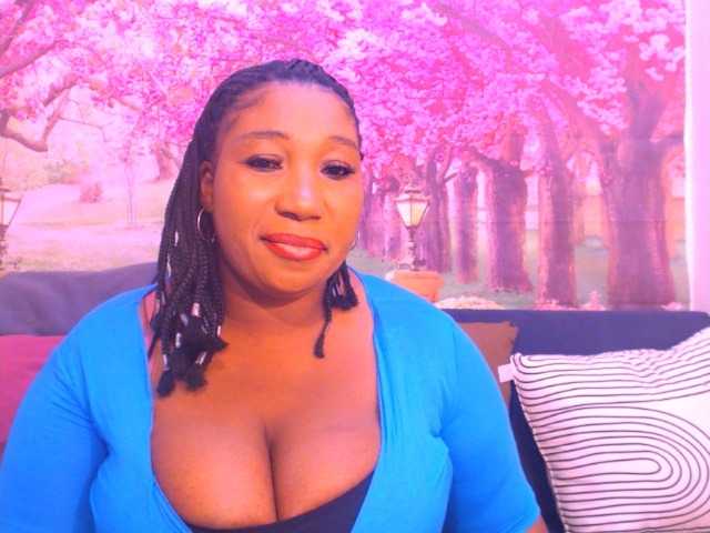 Kuvat mysticeboney #bbw,bigboobs,bigass,lovensepussy.ebonyqueen..100tkns