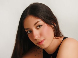 Eroottinen videokeskustelu NaadiaMuhy