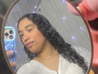 Eroottinen videokeskustelu JADDE_LUXXY