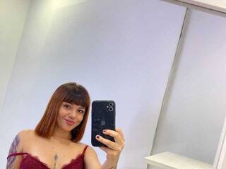 Eroottinen videokeskustelu NaiveCallie