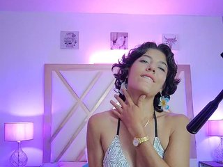 Eroottinen videokeskustelu Nami-C