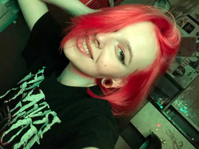 Kuva profiilista Naomi-Meow