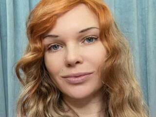 Eroottinen videokeskustelu NaomiMelone