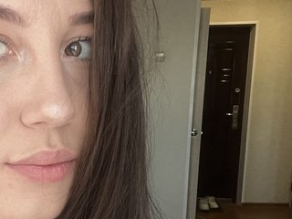 Eroottinen videokeskustelu LeraSweetyy