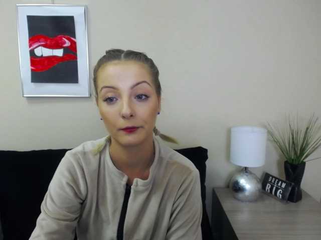 Kuvat NatalieKiss Hey guys :) TIP ME FOR FOLLOW. STAND UP- 20 tks. open ur cam- 30tks, show legsfeetheels-25tks, shake ass-45,tongue play-50 make my day -1000,if someone want more -ask me, if u want just to have good fun-join me - i dont accept rude ppl here kisses