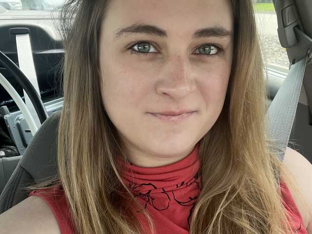 Kuva profiilista nataliesquirts01