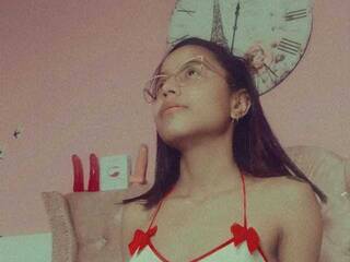 Eroottinen videokeskustelu NATALYSAEZ