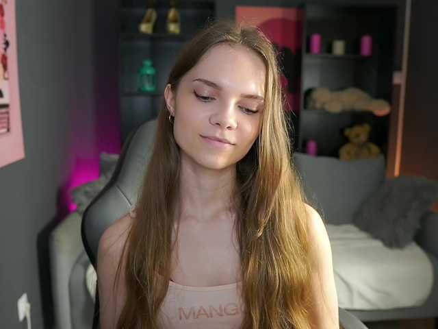 Kuvat NatashaMalko If you want to talk with somebody I'm here to make your day better I'm non nude but if you are brave you can make me naked :) #teen #squirt #anal #dildo #18