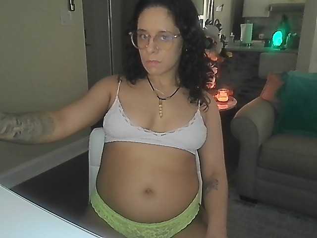 Lähettää kuvakaappauksia NativeAmericanSeductress