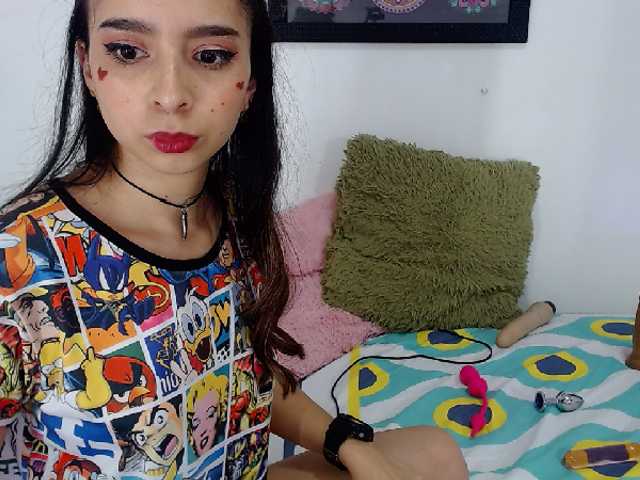 Kuvat natural_mia Hey!!! GOODMORNING ... My pussy need vibes for ride my bigtoy/pvt OPEN #lovense #lush on. #teen #young #latina #anal