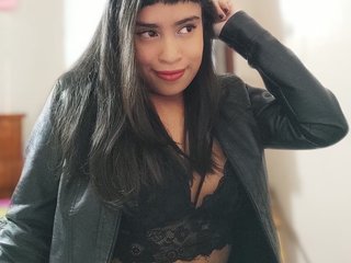 Eroottinen videokeskustelu NATYDARK