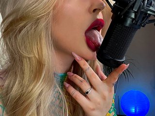 Eroottinen videokeskustelu NaughtyHamster