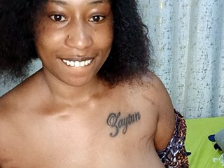 Eroottinen videokeskustelu NaughtyOLIVIA