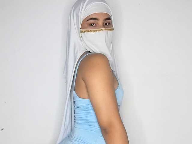 Kuva profiilista Nayla-samira