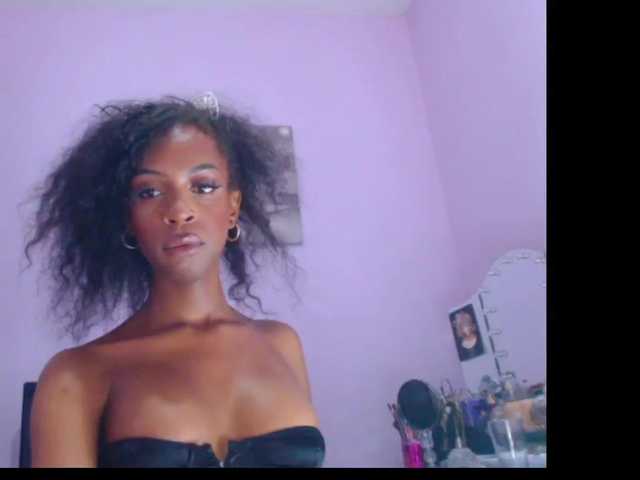 Kuvat nefertitilove New ebony princes***itty, come and welcome me xxxx #ebony #goddess #mistress