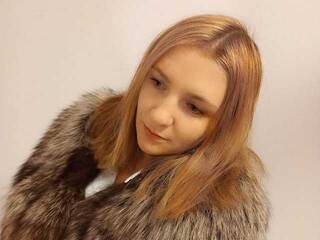 Eroottinen videokeskustelu NellaHeart