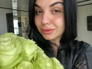 Eroottinen videokeskustelu Nemezziida