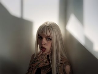 Eroottinen videokeskustelu neokira