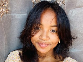 Eroottinen videokeskustelu Nickylouama