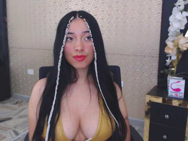 Kuvat NicoleCollema hello guys I'm new I would like to masturbate for you