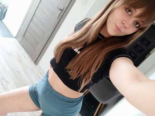 Eroottinen videokeskustelu NicollKiss