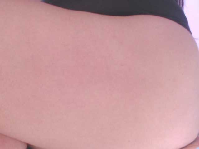 Lähettää kuvakaappauksia NicolTamara