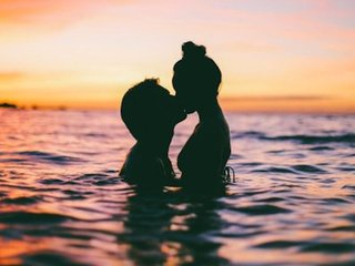 Eroottinen videokeskustelu AlexYuki