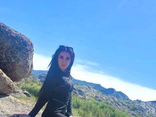 Eroottinen videokeskustelu Nika-Marrkinson