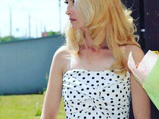 Eroottinen videokeskustelu Nika366