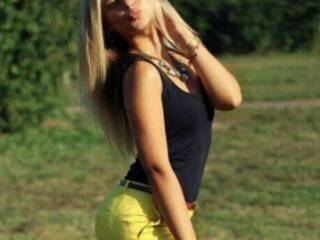 Eroottinen videokeskustelu nikikikiss