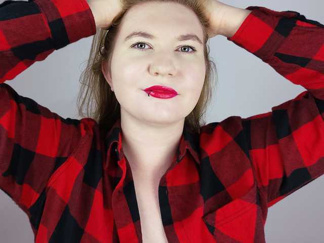 Kuva profiilista NikkiWild