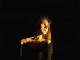 Eroottinen videokeskustelu Niktoria-Shy