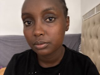 Eroottinen videokeskustelu Nyomi224
